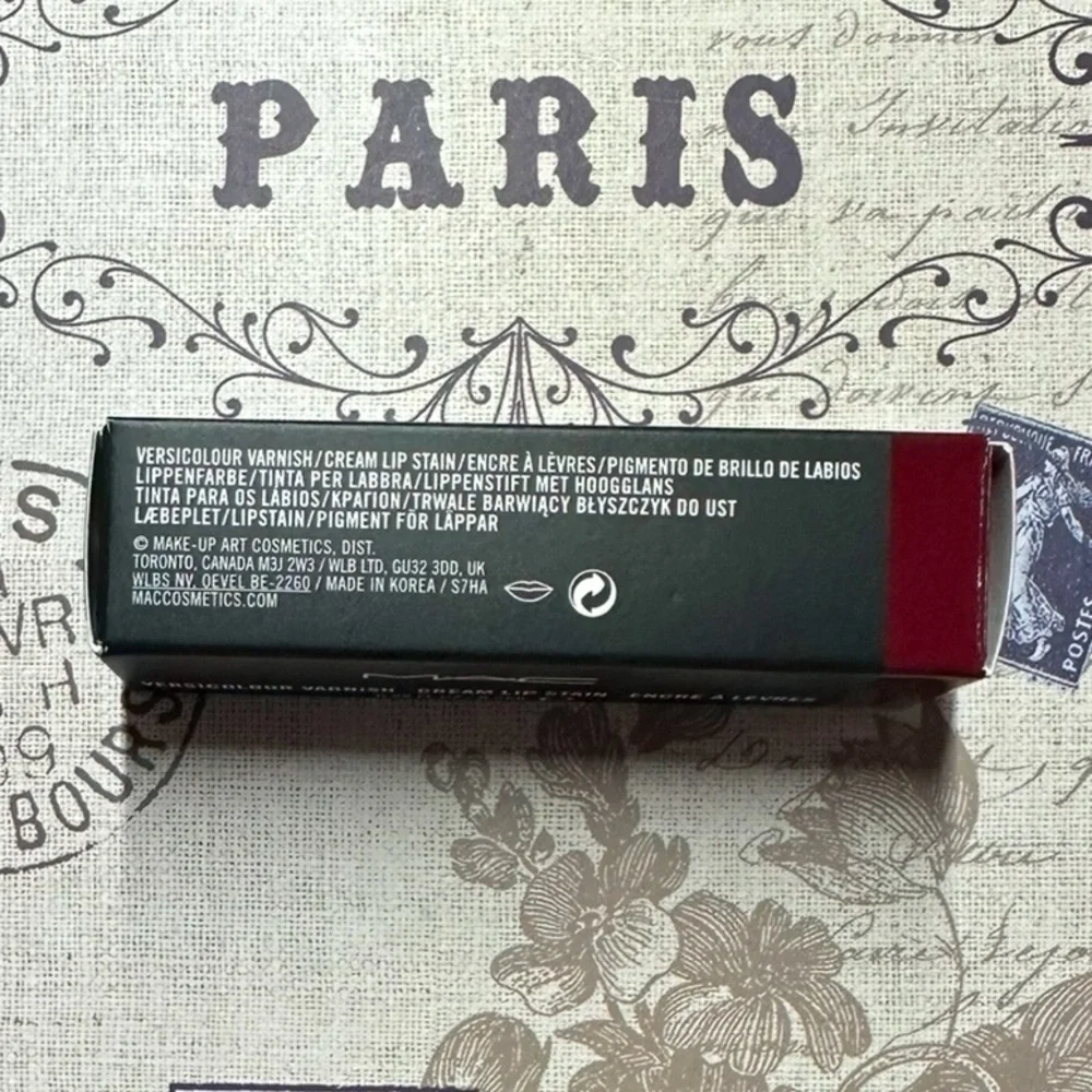 MAC *Serial Stain* Versicolour Varnish Cream Lip Stain .28 fl oz